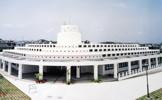 金武町立図書館