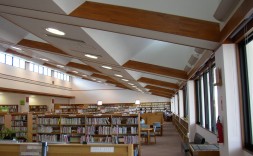 金武町立図書館